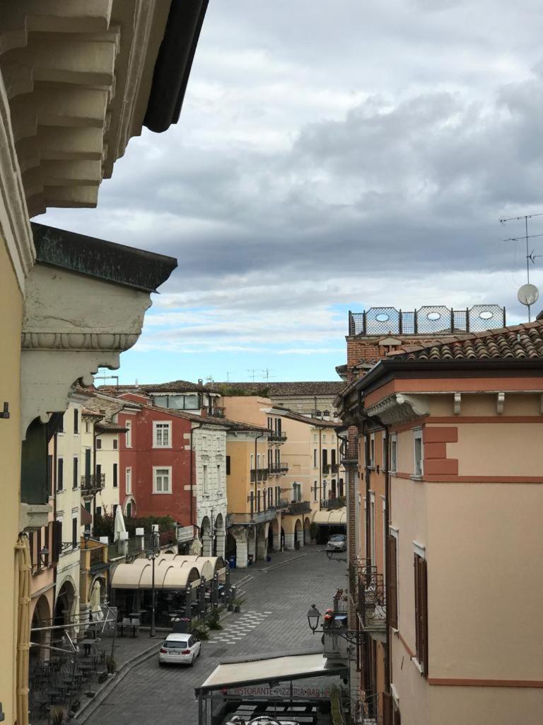 Casa La Margherita Desenzano del Garda Dış mekan fotoğraf